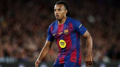 كوندي يحسم الجدل حول مستقبله مع برشلونة